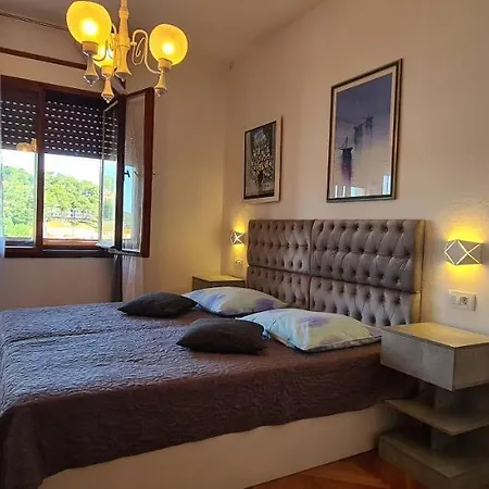 Apartment Next To The Sea